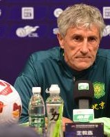 记者：国安现在最大的问题就是节奏慢，恩加德乌停赛很麻烦